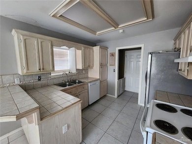 4108 Kerria Ave, McAllen, TX 78501 - photo 6