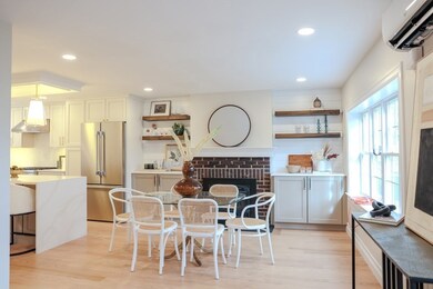 47 Snow Hill St unit 2, Boston, MA 02113 - photo 4