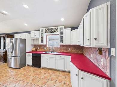 16207 N Meadow Dr, Houston, TX 77073 - photo 5