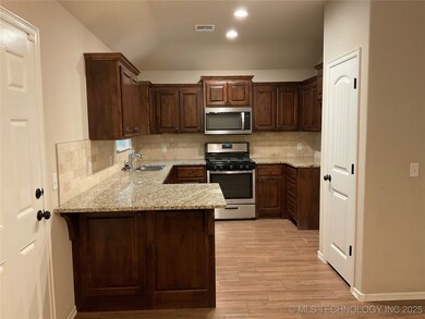 707 S Mounds St, Sapulpa, OK 74066 - photo 5