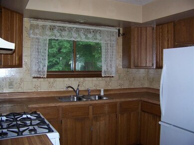 2627 N Carmelo Ln, La Porte, IN 46350 - photo 4