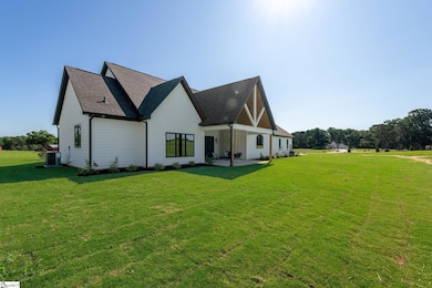 742 Garrison Rd, Pelzer, SC 29669 - photo 6