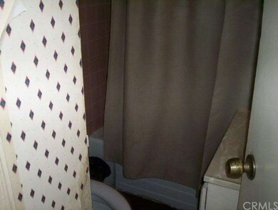 Upper Back Unit Bathroom