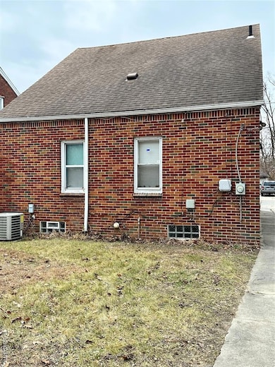 16229 Stansbury St, Detroit, MI 48235 - photo 3