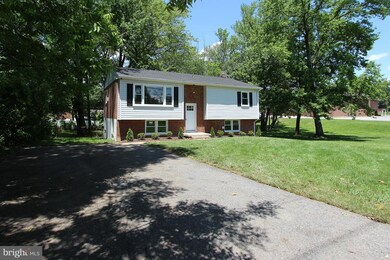 9311 Piscataway Rd, Clinton, MD 20735 - photo 2