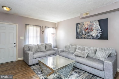 5646 Govane Ave, Baltimore, MD 21212 - photo 3