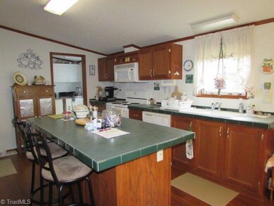 1951 Foxfire Rd, Asheboro, NC 27205 - photo 6