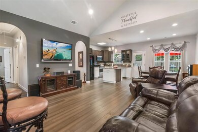 507 W Star St, Denison, TX 75020 - photo 4