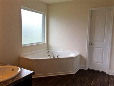 *Different home,same floor plan.Features will vary