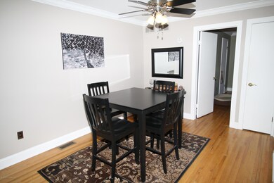 Dining Rm