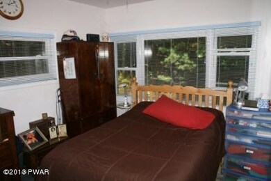 121 Shepherds Corner Rd, Dingmans Ferry, PA 18328 - photo 5