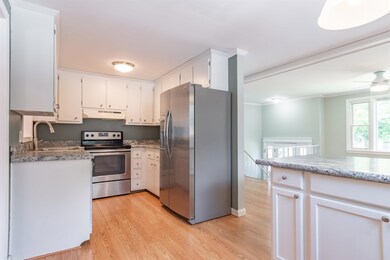 32 Wheaton Dr, Nashua, NH 03063 - photo 3