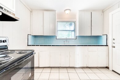 7252 Yoe St, Houston, TX 77016 - photo 6