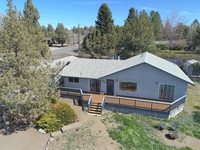 3024 SW 46th St, Redmond, OR 97756 - photo 2