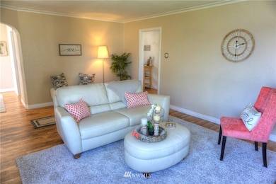 unlisted-address, Everett, WA 98201 - photo 7