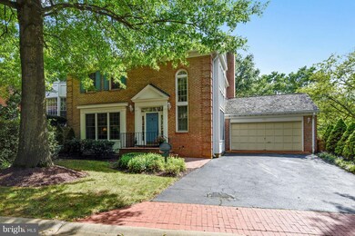 9480 Turnberry Dr, Potomac, MD 20854 - photo 2