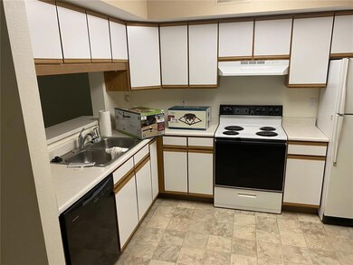 1390 Daleview Dr, Marion, IA 52302 - photo 5