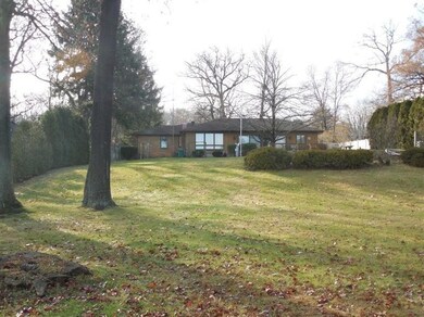 689 Waverly Rd, La Porte, IN 46350 - photo 5