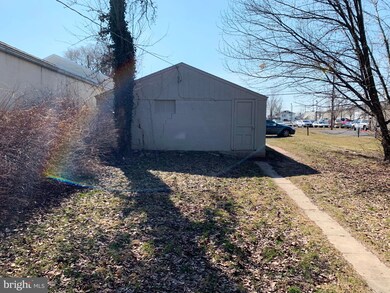 51 E Antietam St, Hagerstown, MD 21740 - photo 2