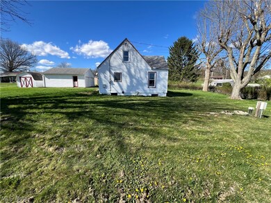 16031 Martha St, East Liverpool, OH 43920 - photo 6