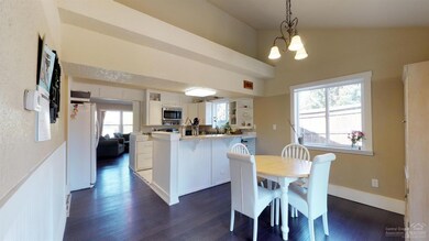 63598 Stacy Ln, Bend, OR 97701 - photo 7