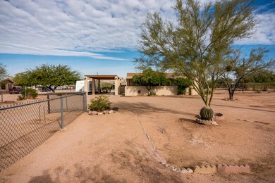 834-W-Foothill-Street-3