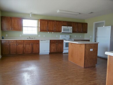 Eat In Kitchen