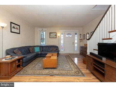 533 E Broad St, Souderton, PA 18964 - photo 4