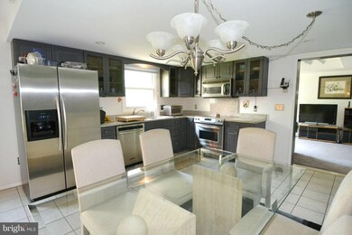 2408 Springlake Ct E, Gambrills, MD 21054 - photo 4