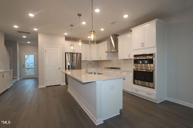 [L570-z011]Kitchen