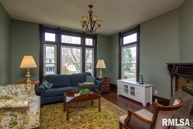 529 W 14th St, Davenport, IA 52803 - photo 7