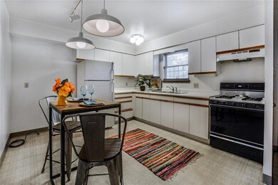 1318 Sheffield St, Pittsburgh, PA 15233 - photo 7