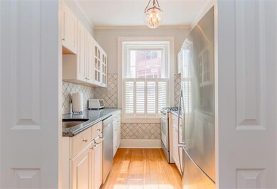 20 Parkway Rd unit 3, Brookline, MA 02445 - photo 4