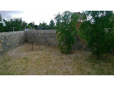 284 Barrel Cactus Dr, Horizon City, TX 79928 - photo 2