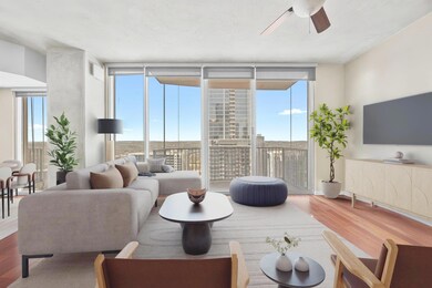 Living area with plenty of natural light, expansi