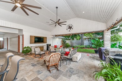 8331 Castle Pond Ct, Houston, TX 77095 - photo 6