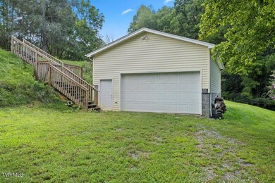 10292 Redwood Cir, Bristol, VA 24202 - photo 3