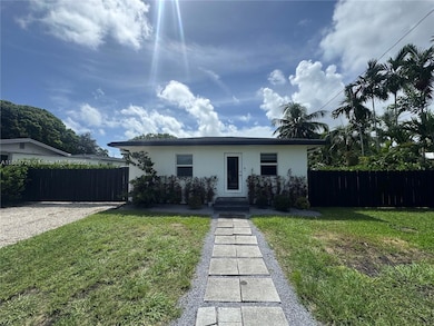 9050 SW 156th St, Palmetto Bay, FL 33157 - photo 2