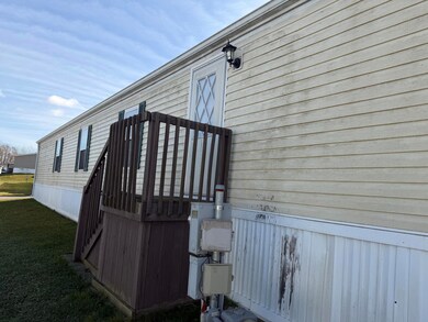 2706 Patrick Henry Ct, Potterville, MI 48876 - photo 7