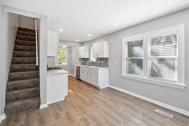 3410 Russell Ave N, Minneapolis, MN 55412 - photo 7