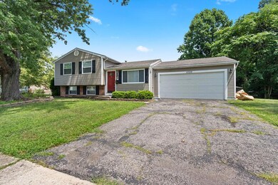 2320 Weyburn-3-SMALL