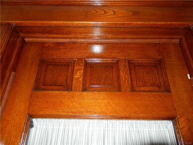 319 N 15th St, Allentown, PA 18102 - photo 3