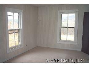 509 Old Newfound Rd, Leicester, NC 28748 - photo 5