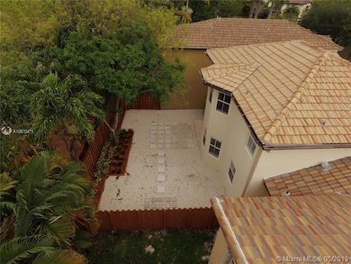 4864 NW 110th Place, Doral, FL 33178 - photo 2