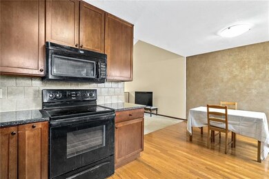 11905 W 66th Terrace, Shawnee, KS 66216 - photo 3