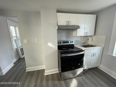 405 Myrtle Ave, Neptune, NJ 07753 - photo 6