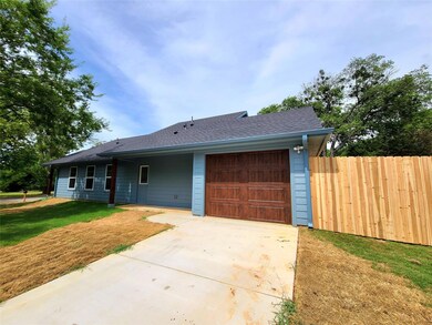 1701 W Walker St, Denison, TX 75020 - photo 2