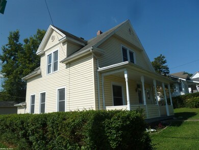 307 Second St SW, Pulaski, VA 24301 - photo 3