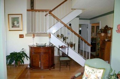 Balustrade leads to second floor and 3 bedrooms