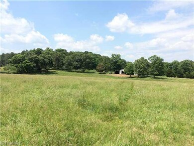 3159 Grantville Ln, Asheboro, NC 27205 - photo 2